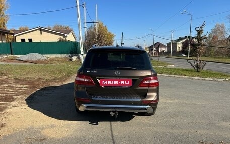 Mercedes-Benz M-Класс, 2013 год, 2 100 000 рублей, 3 фотография