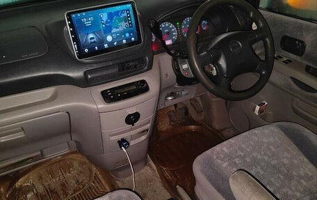 Nissan Serena II, 2000 год, 498 000 рублей, 2 фотография