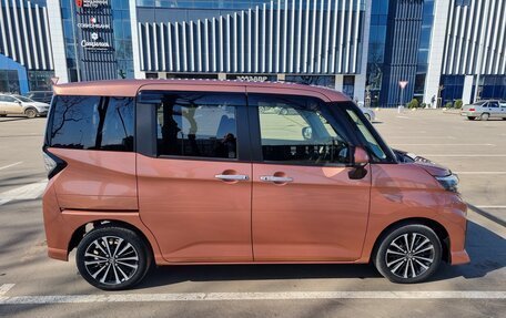 Toyota Roomy I, 2021 год, 1 700 000 рублей, 8 фотография