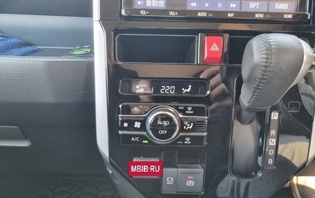 Toyota Roomy I, 2021 год, 1 700 000 рублей, 11 фотография