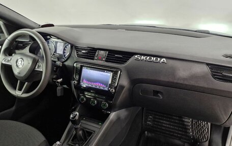 Skoda Octavia, 2016 год, 800 000 рублей, 24 фотография