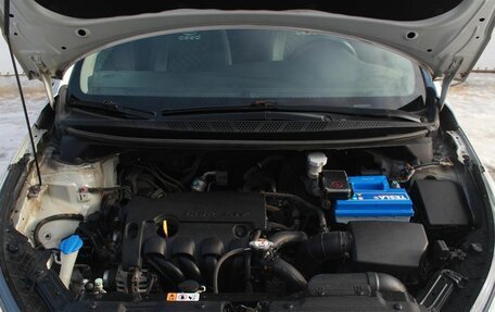 KIA cee'd III, 2012 год, 800 000 рублей, 11 фотография