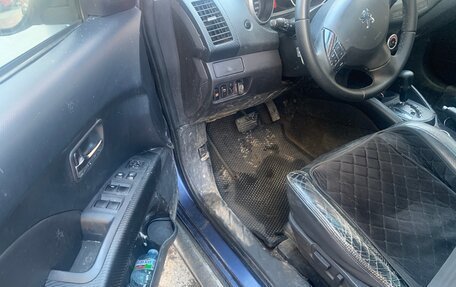 Peugeot 4007, 2009 год, 675 000 рублей, 8 фотография