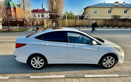 Hyundai Solaris II рестайлинг, 2012 год, 800 000 рублей, 8 фотография