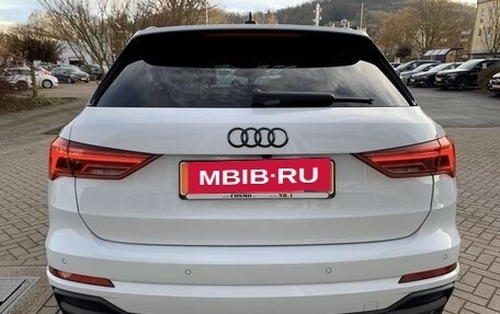 Audi Q3, 2022 год, 2 950 000 рублей, 6 фотография