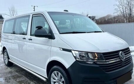 Volkswagen Transporter T6 рестайлинг, 2023 год, 3 800 000 рублей, 6 фотография