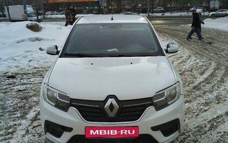 Renault Logan II, 2020 год, 370 000 рублей, 1 фотография