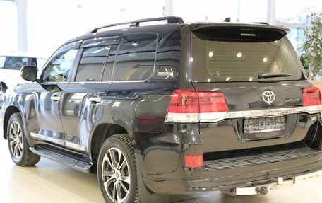 Toyota Land Cruiser 200, 2020 год, 8 350 000 рублей, 10 фотография