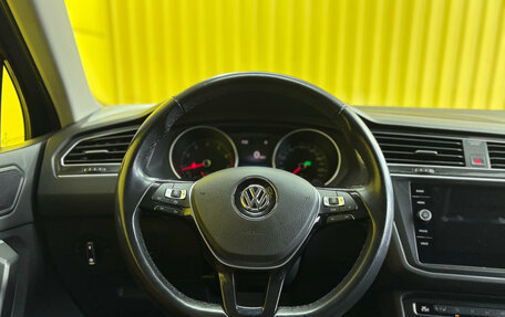 Volkswagen Tiguan II, 2018 год, 2 479 000 рублей, 18 фотография