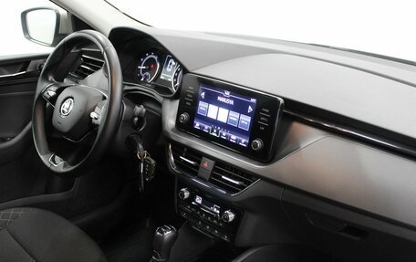 Skoda Rapid II, 2021 год, 1 830 000 рублей, 6 фотография