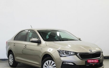 Skoda Rapid II, 2021 год, 1 830 000 рублей, 2 фотография