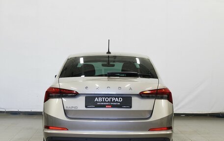 Skoda Rapid II, 2021 год, 1 830 000 рублей, 11 фотография