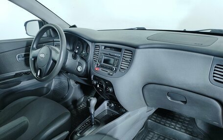 KIA Rio II, 2011 год, 725 000 рублей, 19 фотография