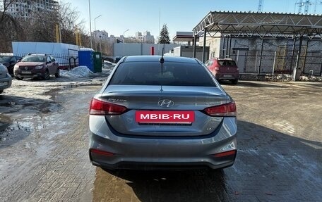 Hyundai Solaris II рестайлинг, 2017 год, 1 200 000 рублей, 4 фотография