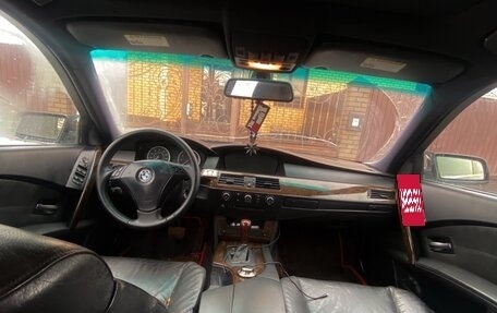 BMW 5 серия, 2005 год, 930 000 рублей, 6 фотография