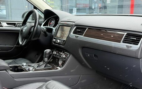 Volkswagen Touareg III, 2014 год, 2 460 000 рублей, 19 фотография