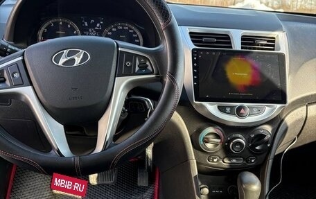 Hyundai Solaris II рестайлинг, 2013 год, 800 000 рублей, 7 фотография