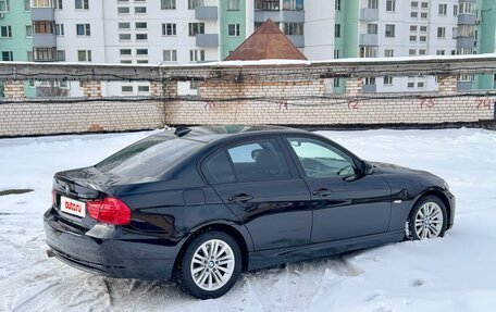 BMW 3 серия, 2011 год, 1 250 000 рублей, 9 фотография