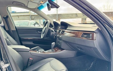 BMW 3 серия, 2011 год, 1 250 000 рублей, 14 фотография