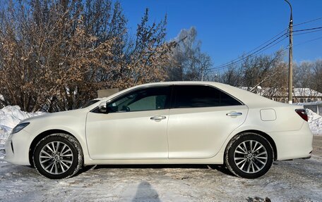 Toyota Camry, 2016 год, 1 800 000 рублей, 2 фотография