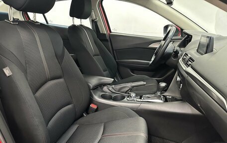 Mazda 3, 2018 год, 1 830 000 рублей, 13 фотография