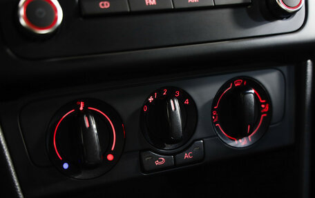 Volkswagen Polo VI (EU Market), 2011 год, 849 000 рублей, 13 фотография