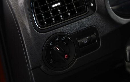 Volkswagen Polo VI (EU Market), 2011 год, 849 000 рублей, 14 фотография