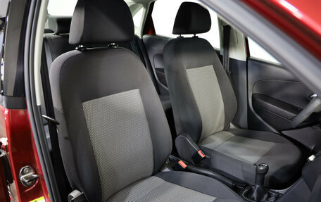 Volkswagen Polo VI (EU Market), 2011 год, 849 000 рублей, 16 фотография