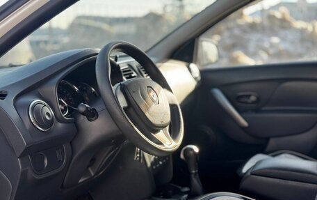 Renault Logan II, 2015 год, 575 000 рублей, 7 фотография