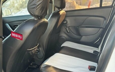 Renault Logan II, 2015 год, 575 000 рублей, 8 фотография