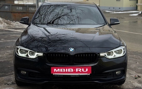 BMW 3 серия, 2017 год, 1 800 000 рублей, 7 фотография