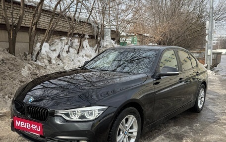 BMW 3 серия, 2017 год, 1 800 000 рублей, 18 фотография