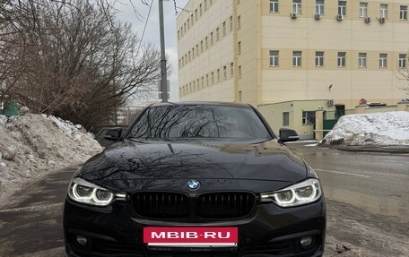 BMW 3 серия, 2017 год, 1 800 000 рублей, 16 фотография