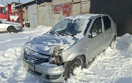 Renault Logan I, 2012 год, 205 000 рублей, 3 фотография