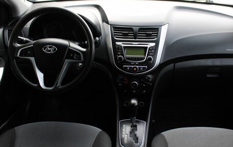 Hyundai Solaris II рестайлинг, 2012 год, 819 000 рублей, 10 фотография