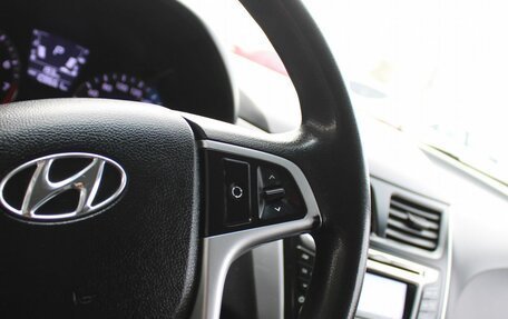 Hyundai Solaris II рестайлинг, 2012 год, 819 000 рублей, 13 фотография