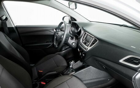 Hyundai Solaris II рестайлинг, 2021 год, 1 630 000 рублей, 6 фотография