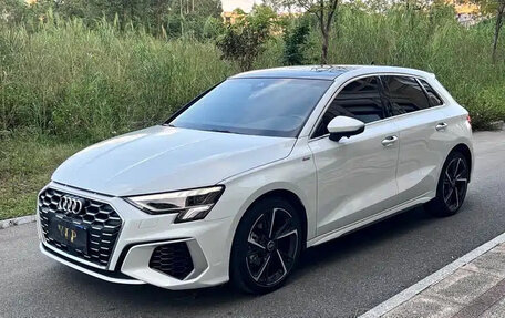 Audi A3, 2022 год, 1 727 000 рублей, 2 фотография