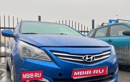 Hyundai Solaris II рестайлинг, 2015 год, 420 000 рублей, 1 фотография