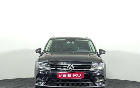 Volkswagen Tiguan II, 2019 год, 2 347 000 рублей, 2 фотография