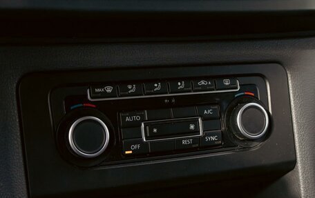 Volkswagen Amarok I рестайлинг, 2012 год, 1 995 000 рублей, 15 фотография