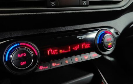 KIA Cerato IV, 2019 год, 1 899 000 рублей, 14 фотография