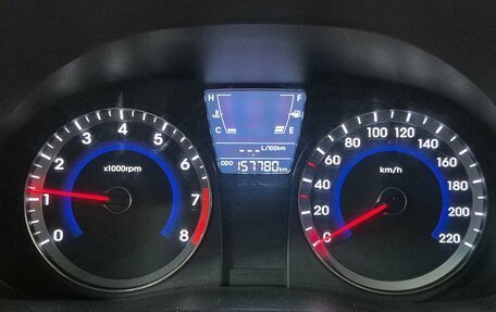 Hyundai Solaris II рестайлинг, 2011 год, 645 000 рублей, 9 фотография