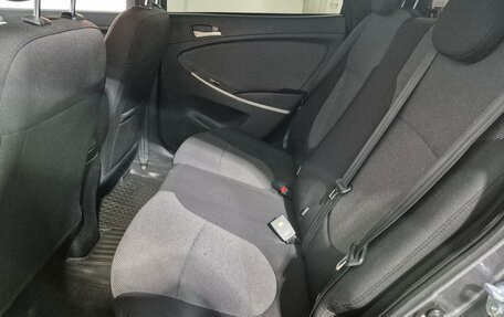 Hyundai Solaris II рестайлинг, 2011 год, 645 000 рублей, 15 фотография