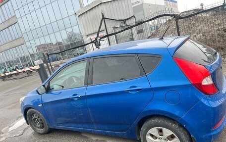 Hyundai Solaris II рестайлинг, 2015 год, 420 000 рублей, 2 фотография