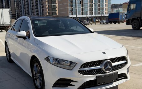 Mercedes-Benz A-Класс, 2022 год, 2 700 000 рублей, 2 фотография