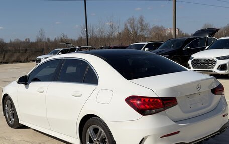 Mercedes-Benz A-Класс, 2022 год, 2 700 000 рублей, 8 фотография