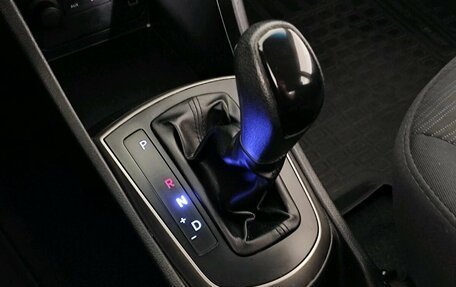 Hyundai Solaris II рестайлинг, 2015 год, 987 000 рублей, 14 фотография