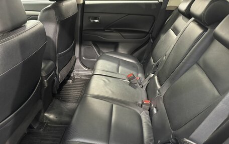 Mitsubishi Outlander III рестайлинг 3, 2014 год, 1 649 800 рублей, 6 фотография