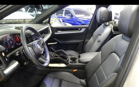 Porsche Cayenne III, 2024 год, 15 370 000 рублей, 10 фотография